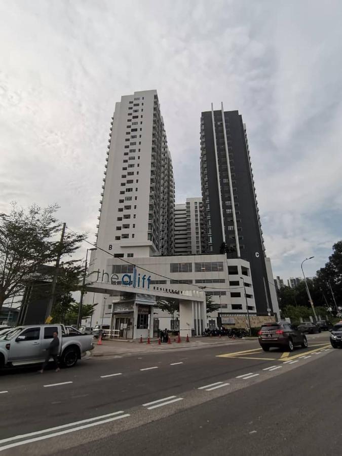 Aliff Residences 艾麗軒 Johor Bahru Exterior photo